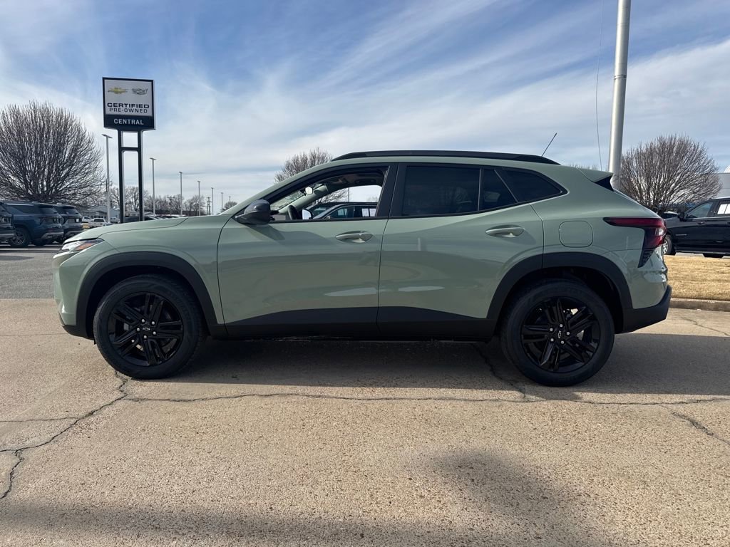 New 2026 Chevrolet Trax ACTIV w/ Sunroof Package image 3