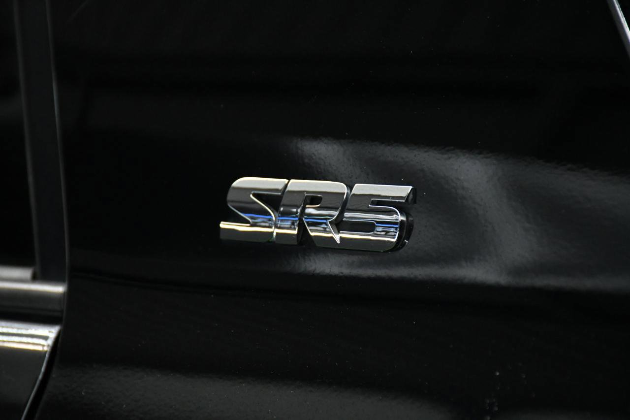 Used 2015 Toyota 4Runner SR5 image 9