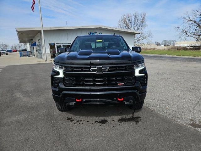 Used 2025 Chevrolet Silverado 1500 LT Trail Boss w/ LT Trail Boss Premium Package image 3