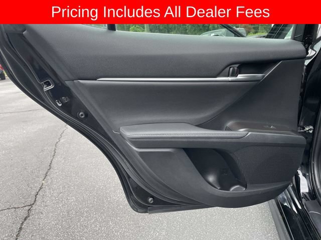 Used 2024 Toyota Camry XSE FWD image 12