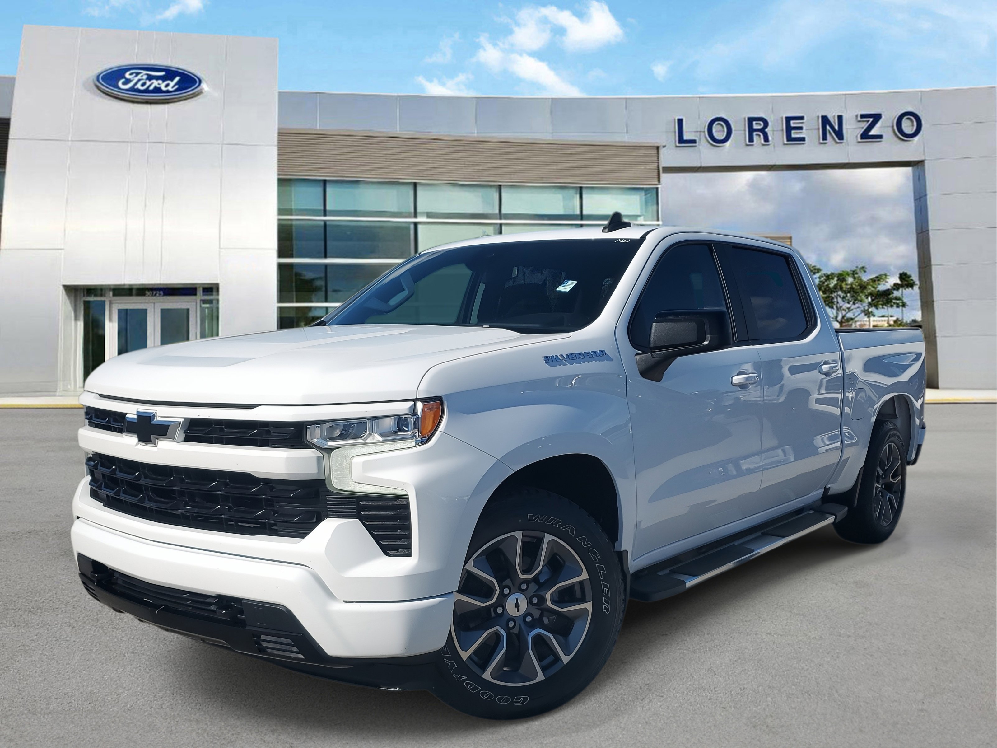 Used 2022 Chevrolet Silverado 1500 RST image 1