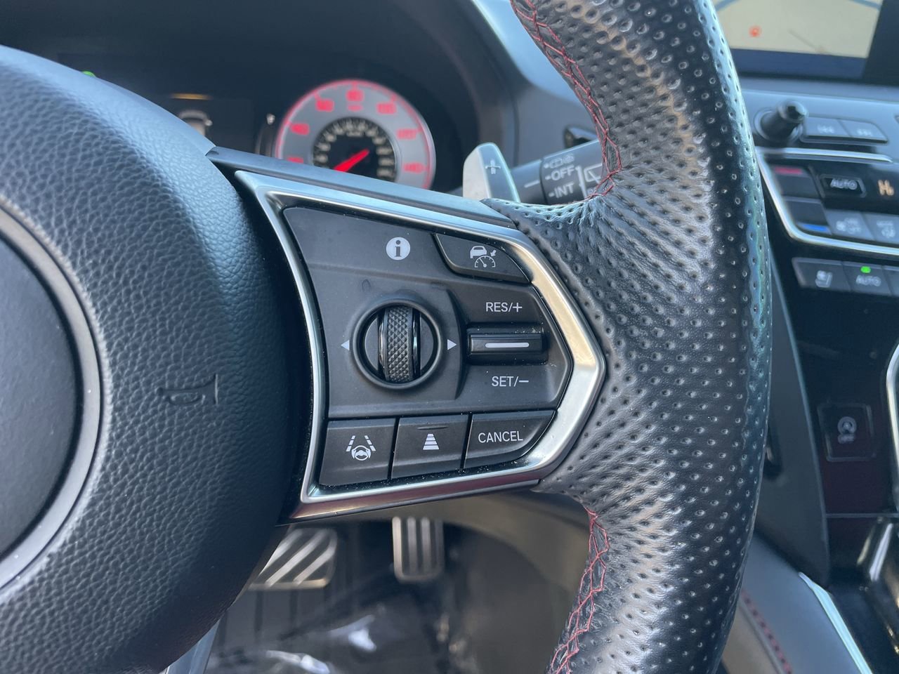 Used 2022 Acura RDX A-Spec image 30