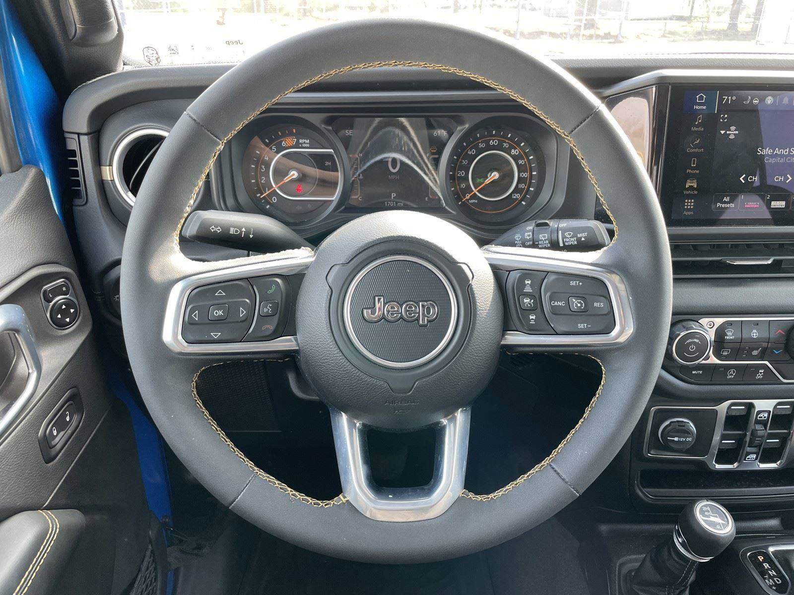 Used 2024 Jeep Wrangler Sahara w/ Safety Group image 13