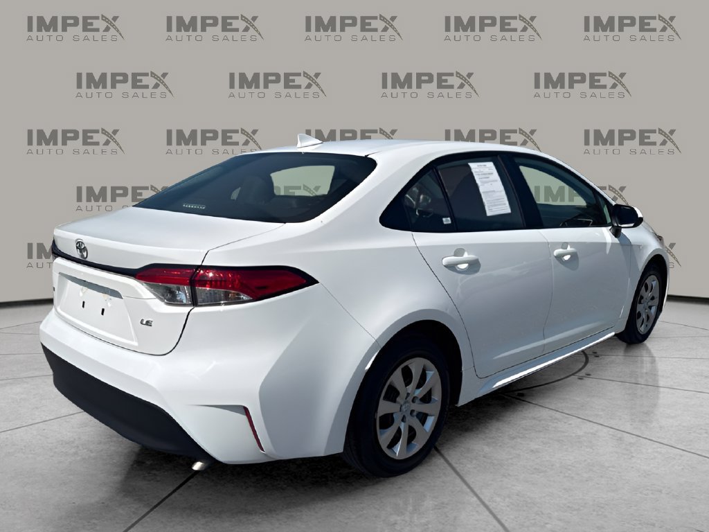 Used 2025 Toyota Corolla LE w/ Convenience Package FWD image 5