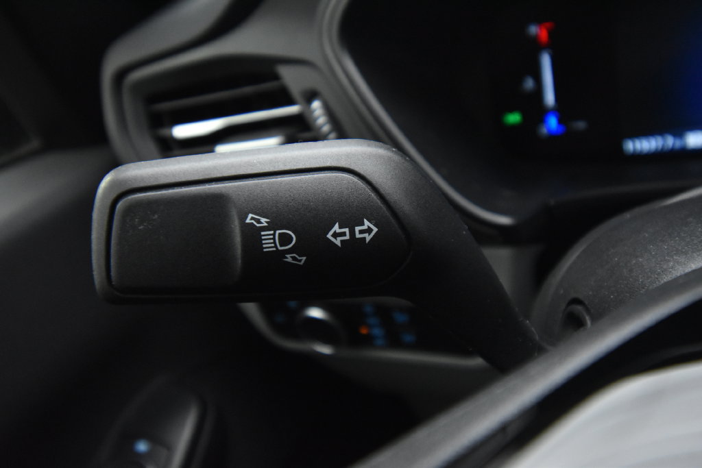 Used 2024 Ford Escape Active w/ Cold Weather Package FWD image 27