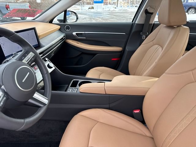 Certified 2025 Hyundai Sonata Limited image 14
