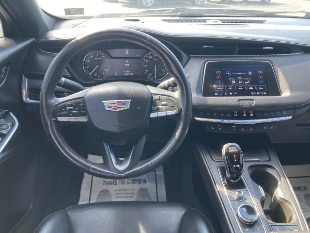 Used 2021 Cadillac XT4 Premium Luxury image 11