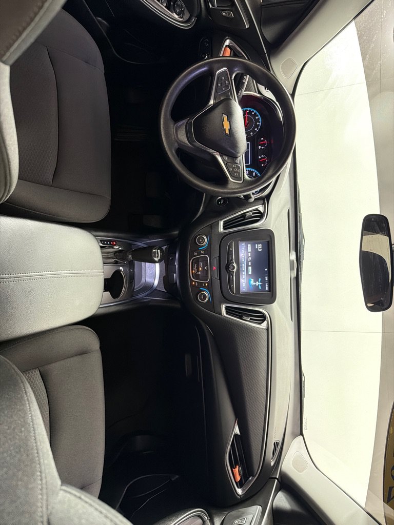 Used 2018 Chevrolet Malibu LT FWD image 24