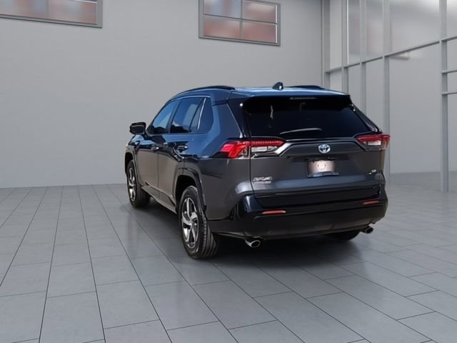 Used 2021 Toyota RAV4 SE image 7
