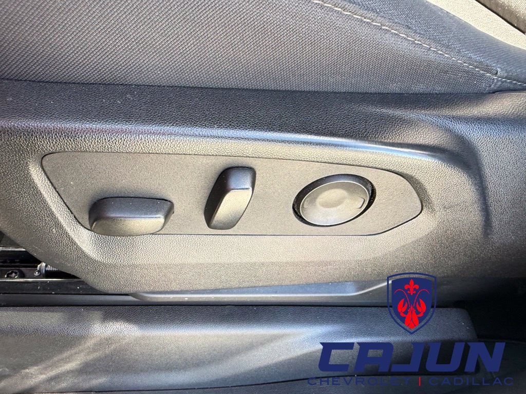 Used 2025 Chevrolet Silverado 1500 LT RWD image 11