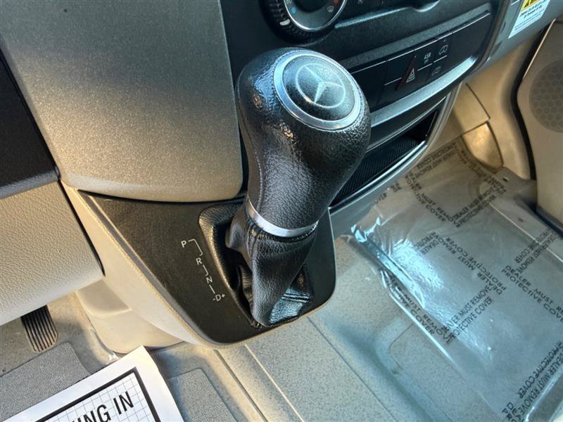 Used 2017 Mercedes-Benz Sprinter 2500 image 40