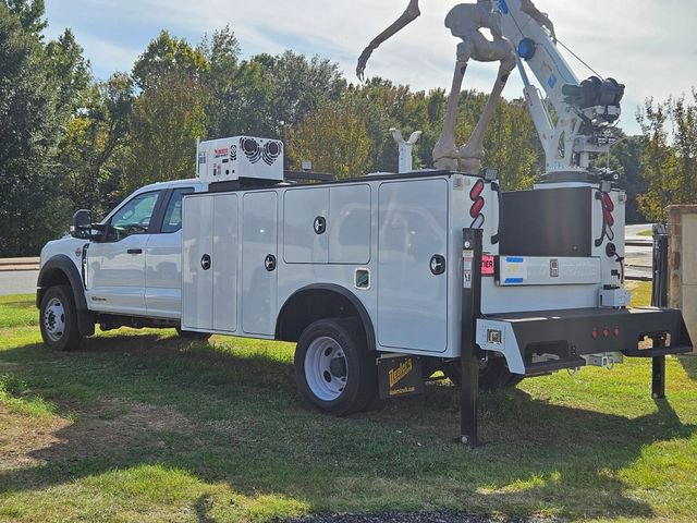 New 2025 Ford F550 4x4 SuperCab Super Duty image 4