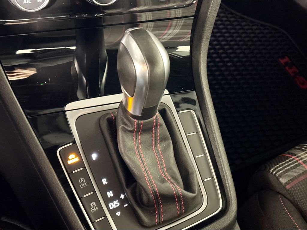 Used 2021 Volkswagen GTI S image 17