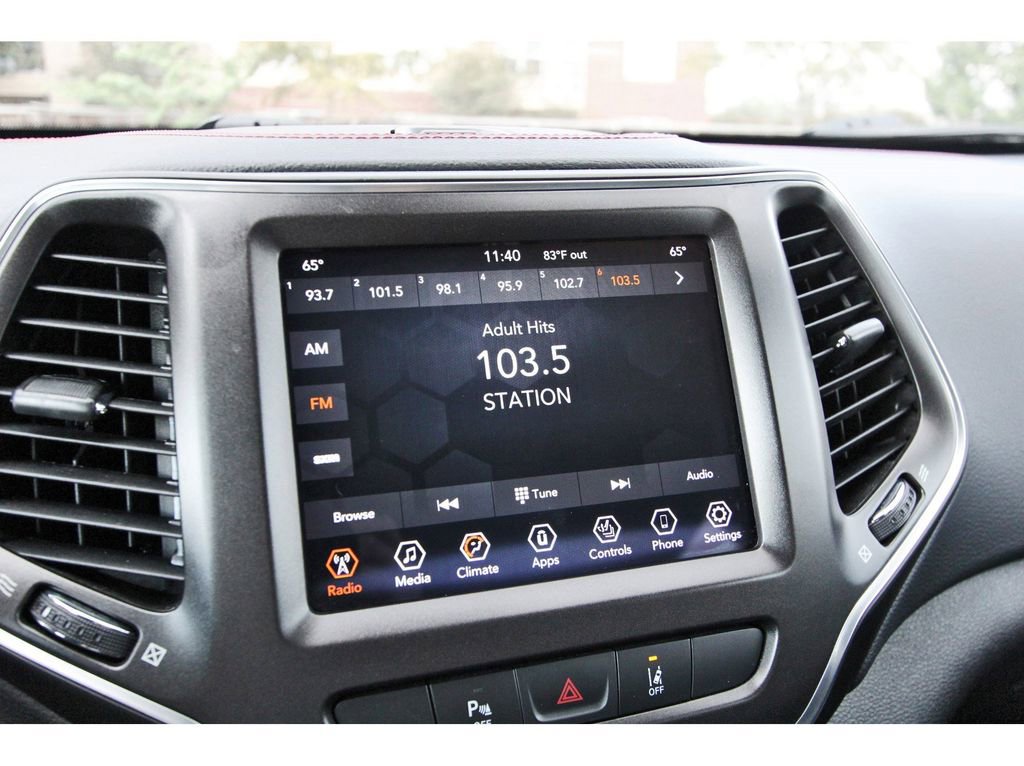 Used 2022 Jeep Cherokee Trailhawk w/ Trailer Tow Group image 24