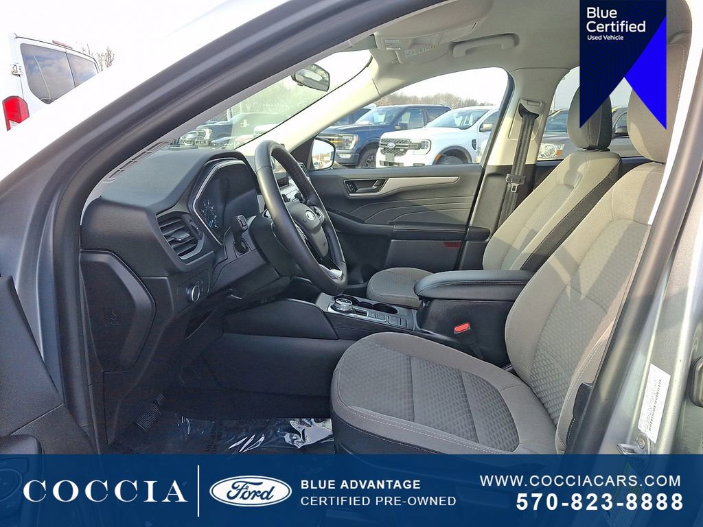 Certified 2022 Ford Escape SE w/ Cold Weather Package image 13