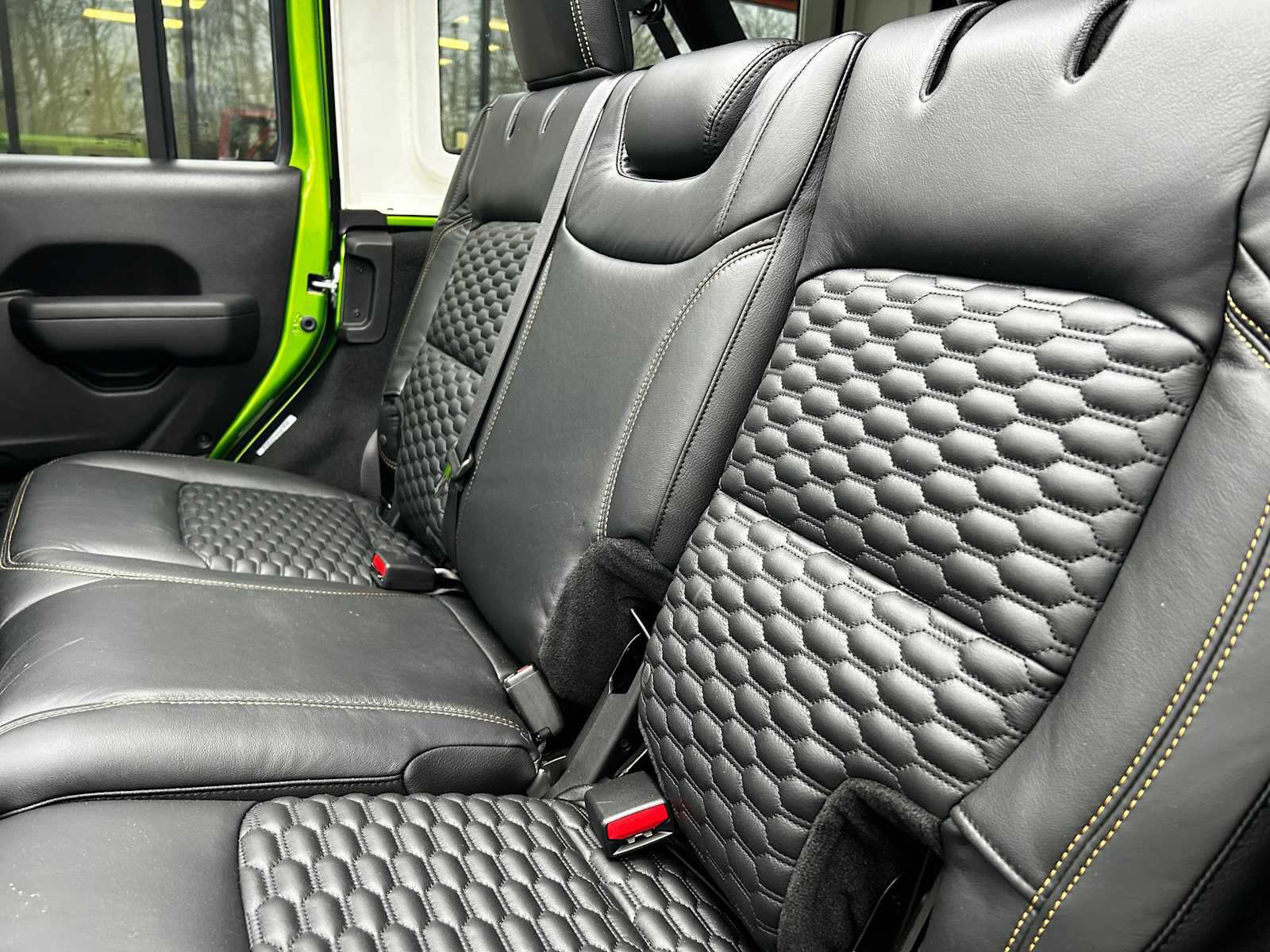 Used 2025 Jeep Wrangler Sport S image 30