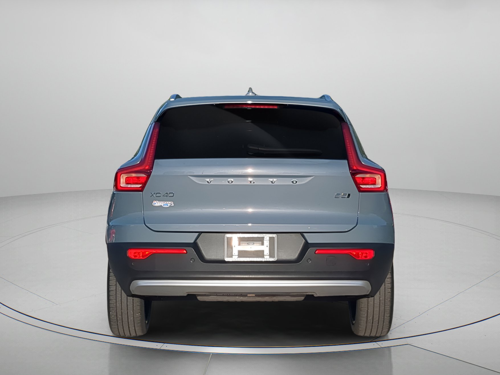 Used 2023 Volvo XC40 B5 Plus w/ Protection Package Premier AWD/4WD image 41