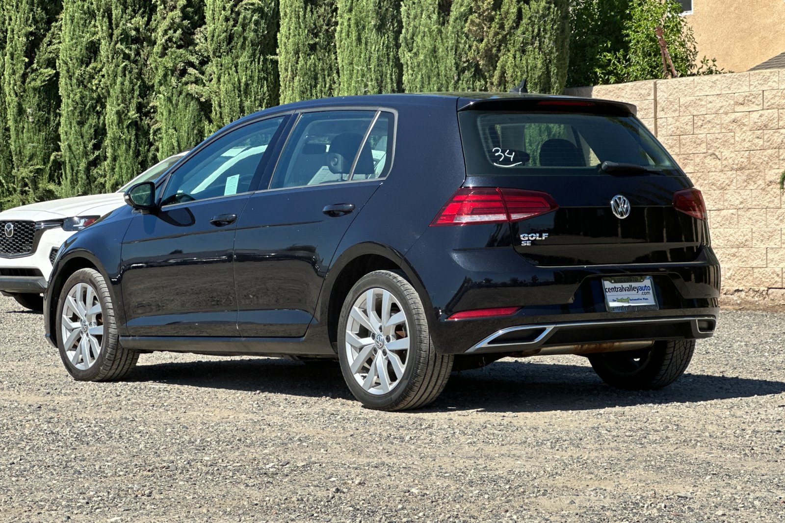 Used 2019 Volkswagen Golf SE w/ Driver Assistance Package FWD image 6
