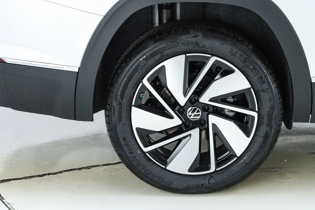 New 2026 Volkswagen Atlas SEL image 52