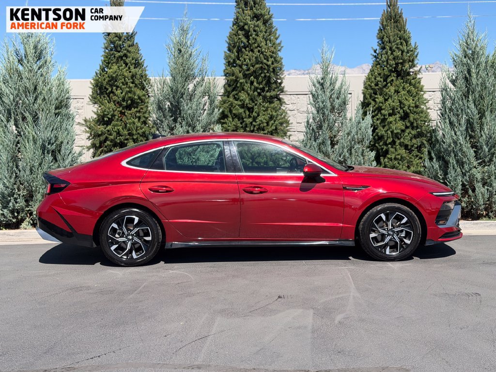 Used 2025 Hyundai Sonata SEL FWD image 9