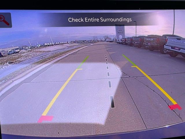 New 2025 Jeep Grand Cherokee L Limited w/ Trailer Tow Package image 17