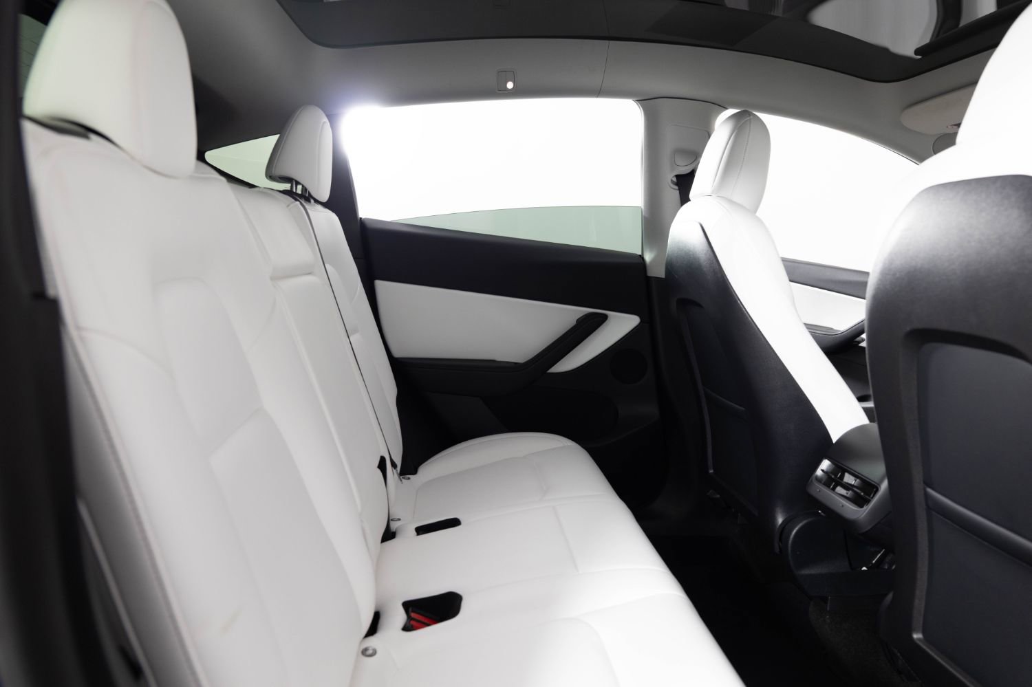 Used 2022 Tesla Model Y Performance image 24