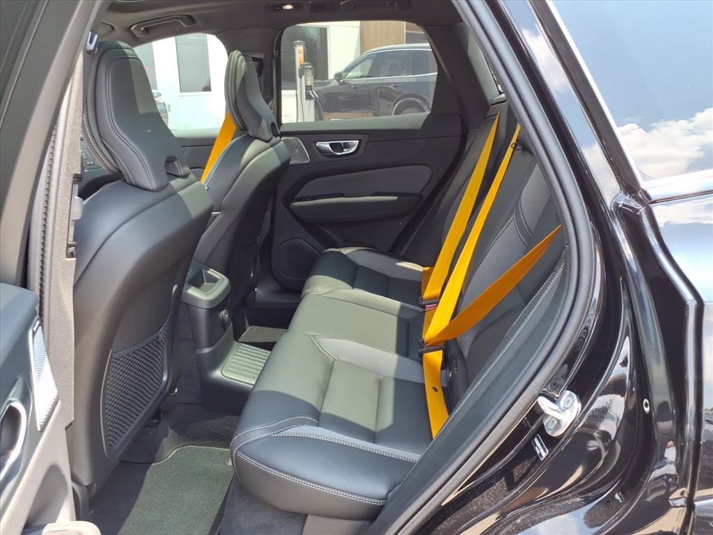 New 2026 Volvo XC60 T8 Polestar AWD/4WD image 13
