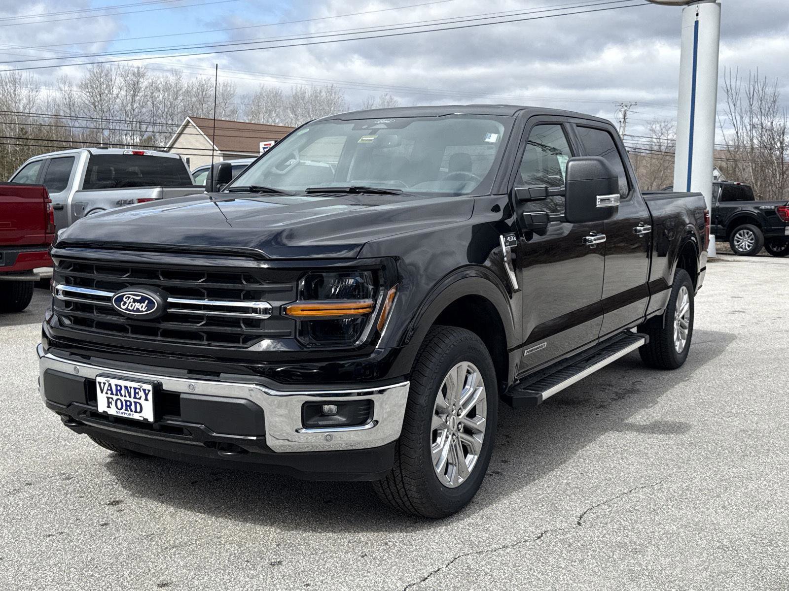 New 2025 Ford F150 XLT w/ Equipment Group 303A High