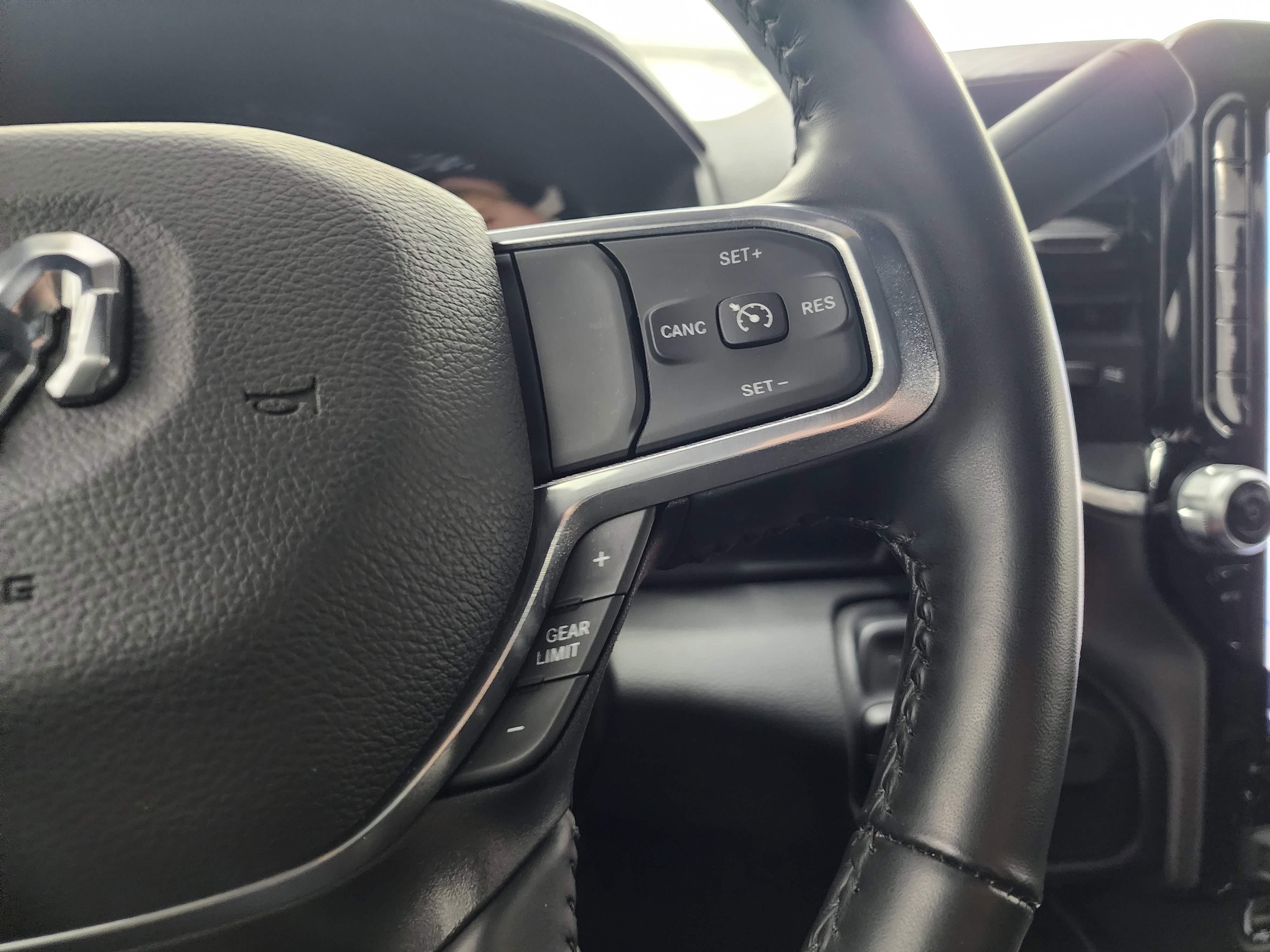 Used 2024 RAM 2500 Laramie w/ Night Edition image 13