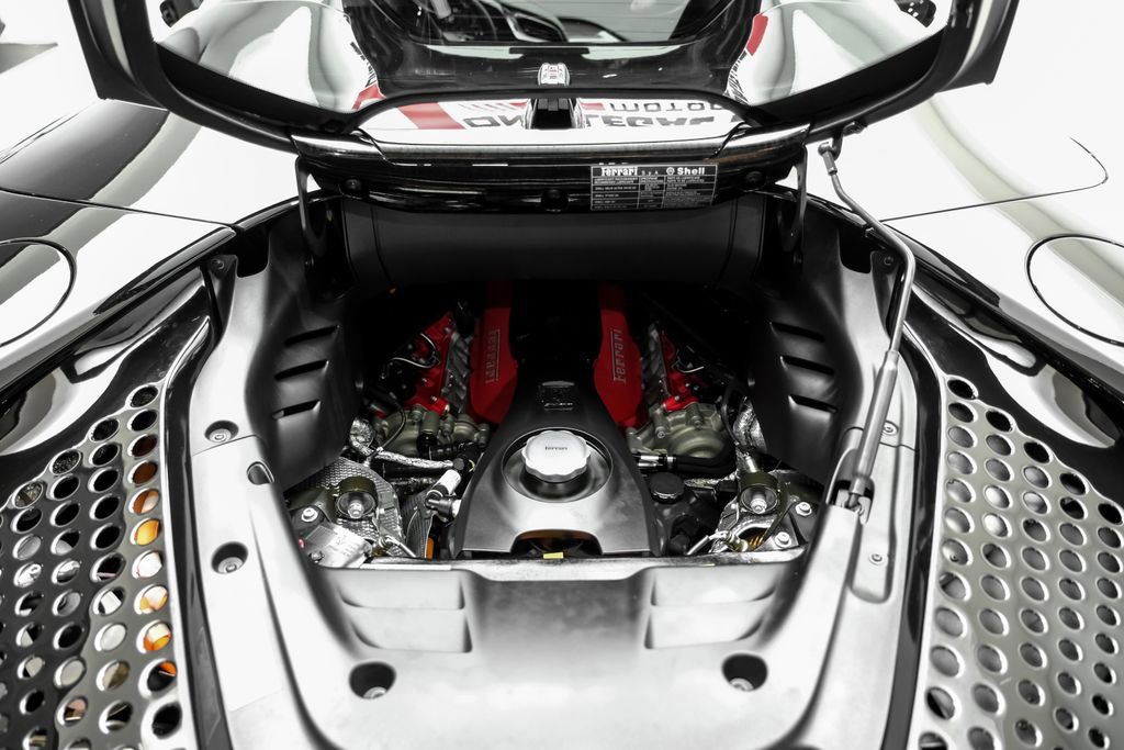 Used 2022 Ferrari SF90 Spider AWD/4WD image 42