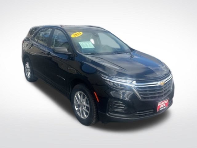 Used 2023 Chevrolet Equinox LS w/ LPO, Floor Liner Package AWD/4WD image 22