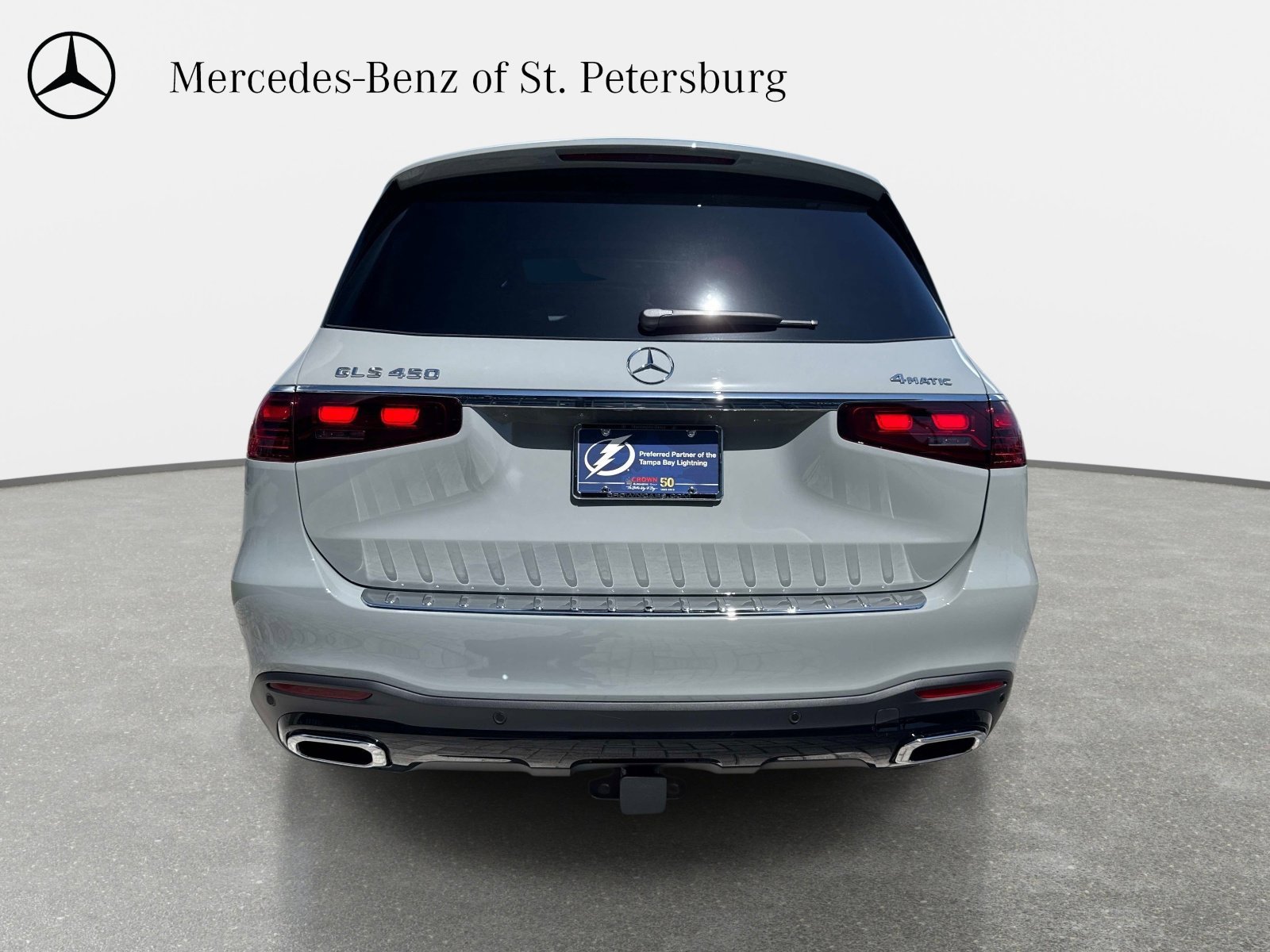 New 2026 Mercedes-Benz GLS 450 4MATIC image 9