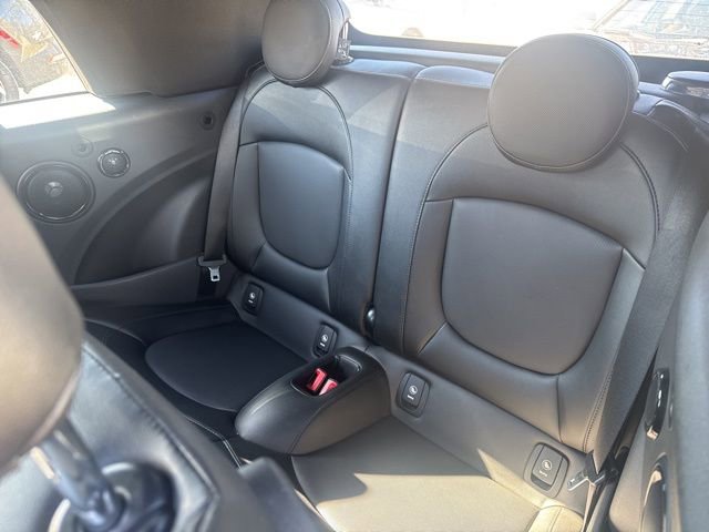 Used 2018 MINI Cooper Convertible image 14