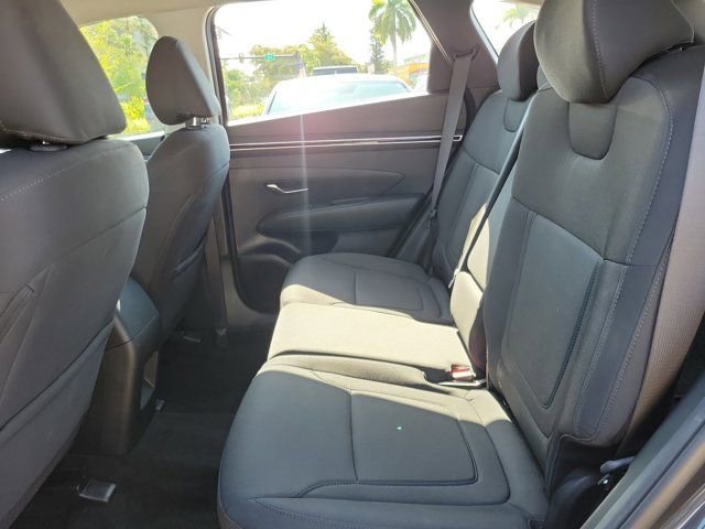 Certified 2023 Hyundai Tucson SE FWD image 8