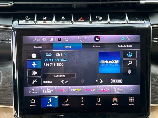 Used 2022 Jeep Grand Cherokee Limited AWD/4WD image 52