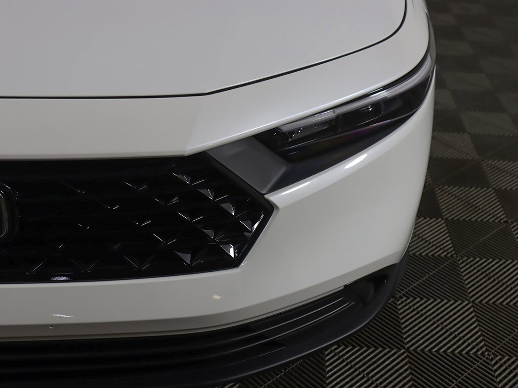 Certified 2025 Honda Accord SE image 14