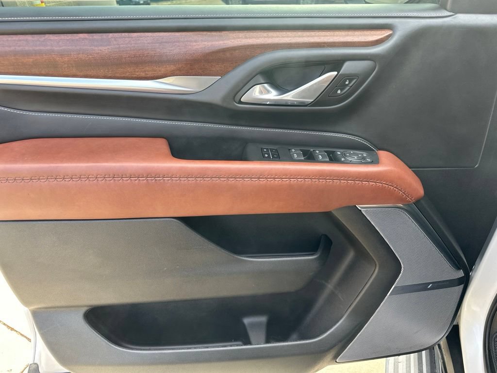 Certified 2023 GMC Yukon XL Denali Ultimate AWD/4WD image 18