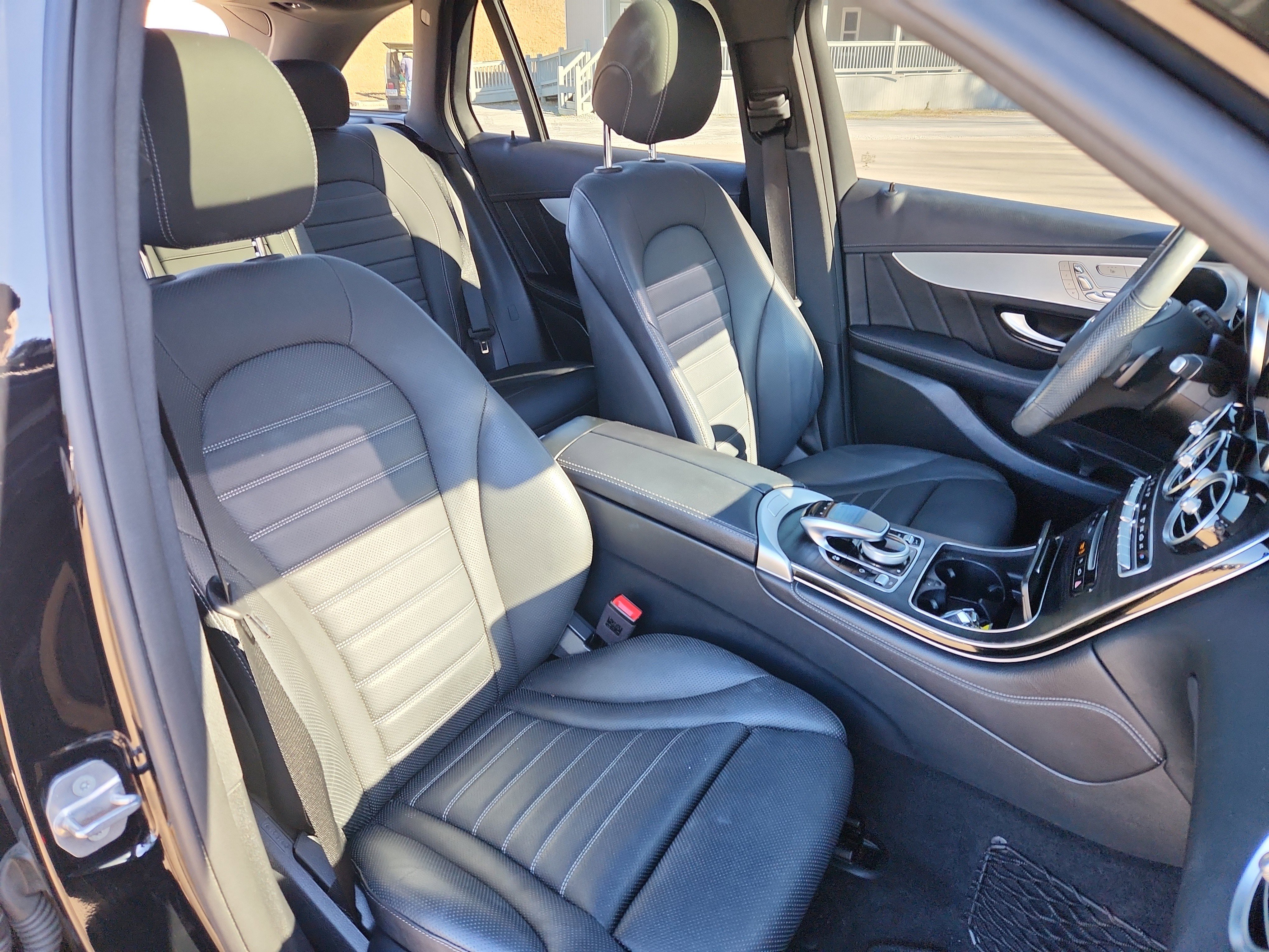 Used 2019 Mercedes-Benz GLC 300 image 47