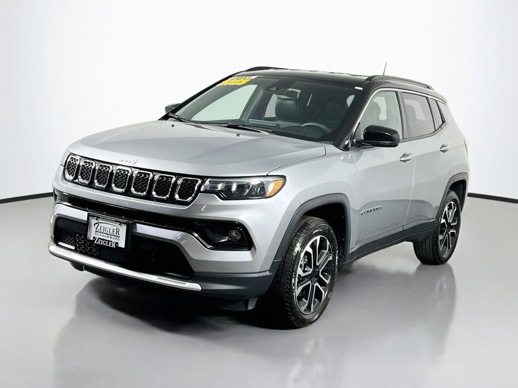 Used 2023 Jeep Compass Limited AWD/4WD image 3