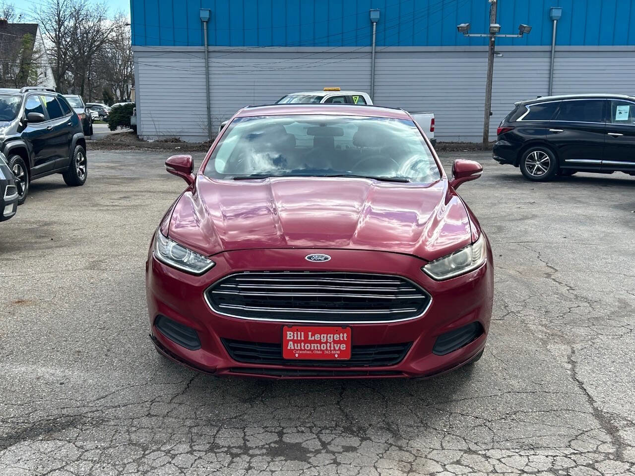 Used 2016 Ford Fusion SE image 3