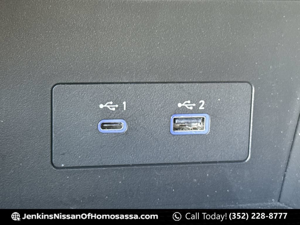 Certified 2022 Nissan Pathfinder SL w/ SL Premium Package FWD image 38