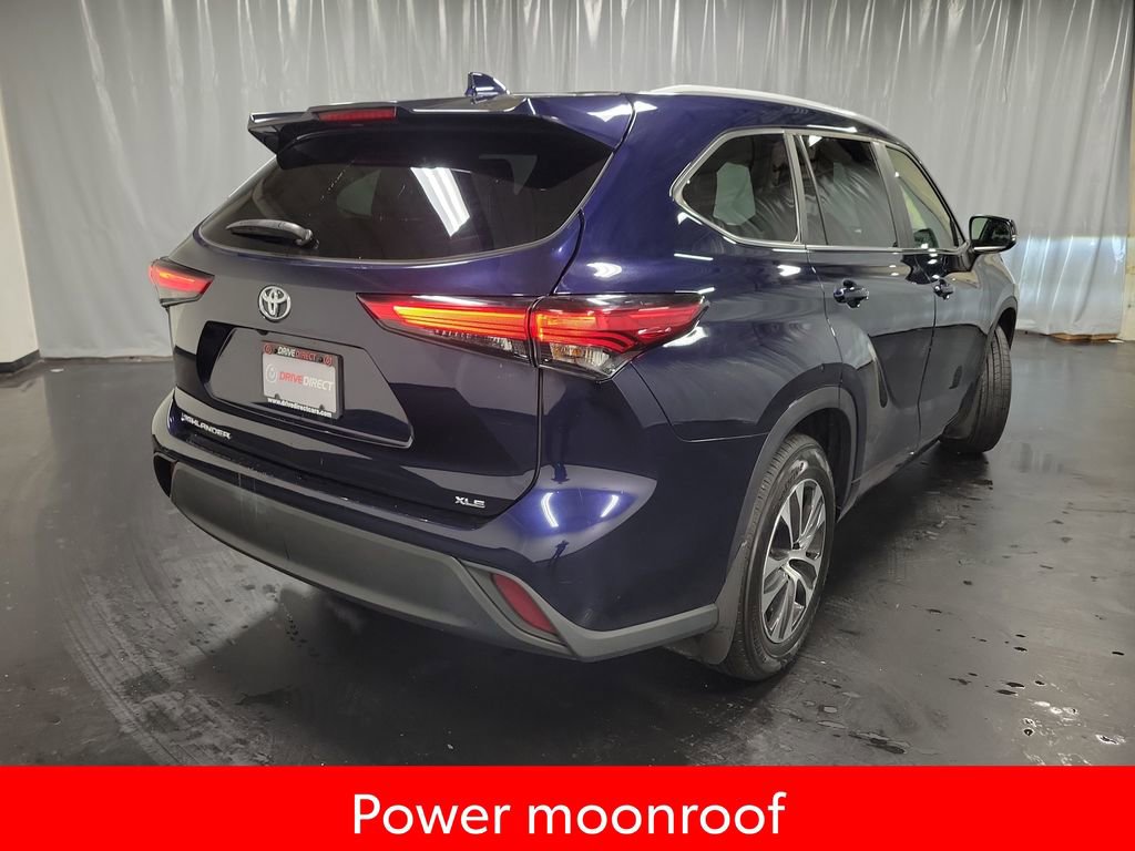 Used 2023 Toyota Highlander XLE FWD image 8