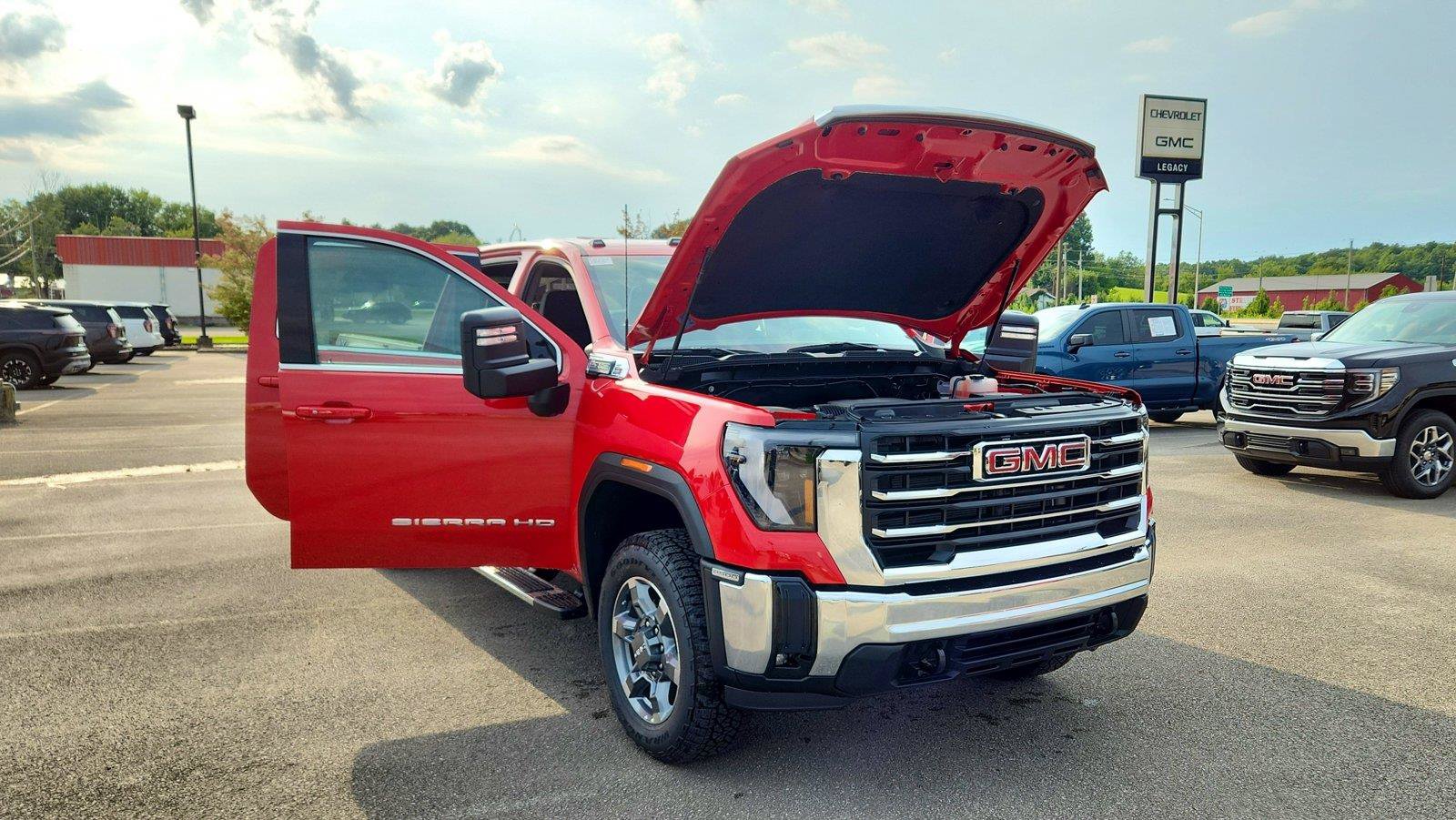 New 2026 GMC Sierra 2500 SLE w/ SLE Convenience Package AWD/4WD image 5