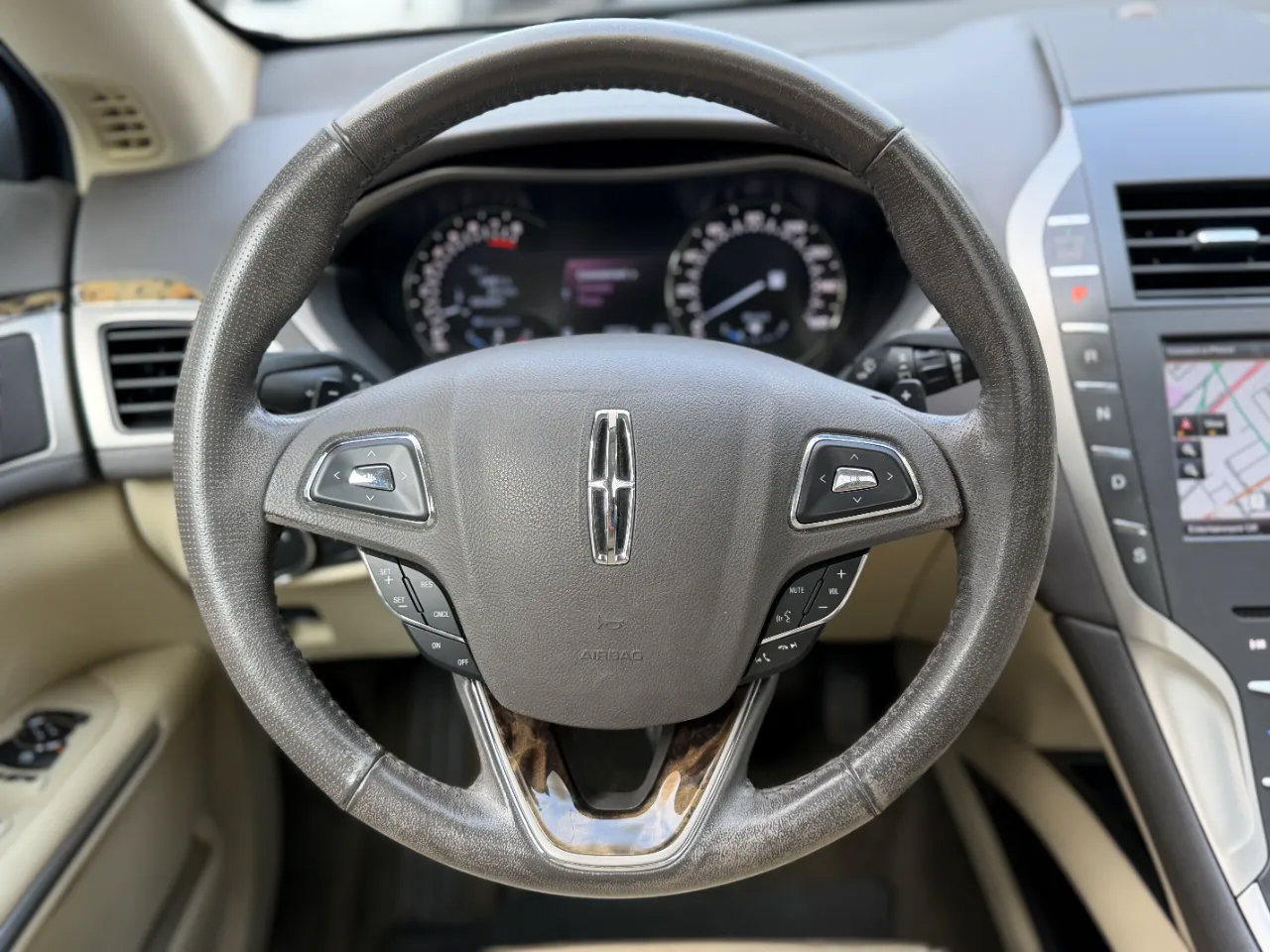 Used 2013 Lincoln MKZ FWD image 47