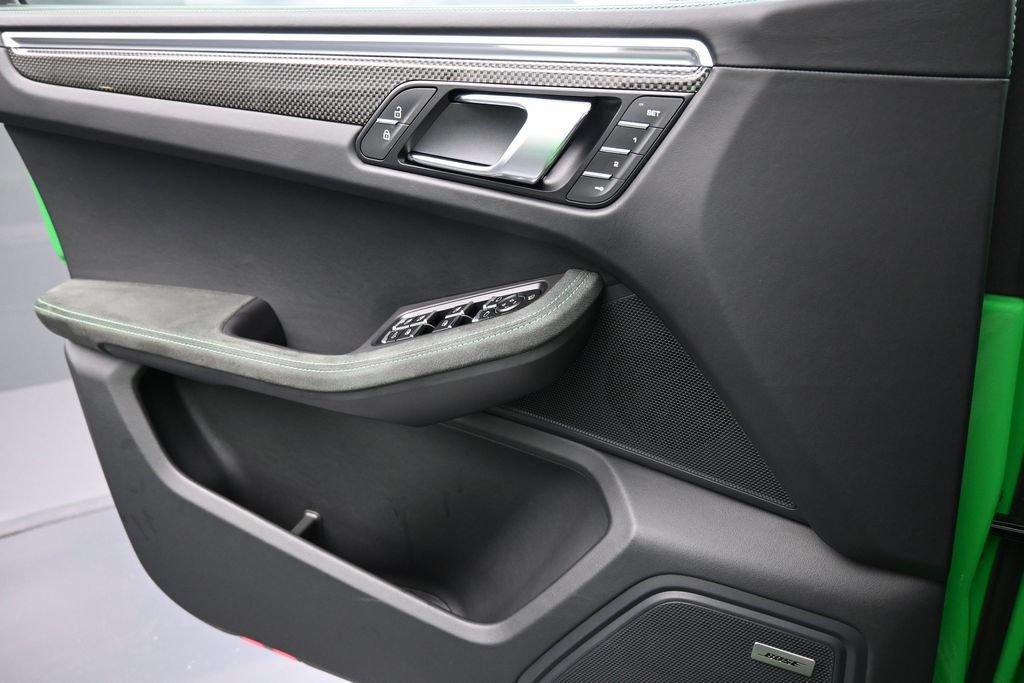 Certified 2023 Porsche Macan GTS AWD/4WD image 26