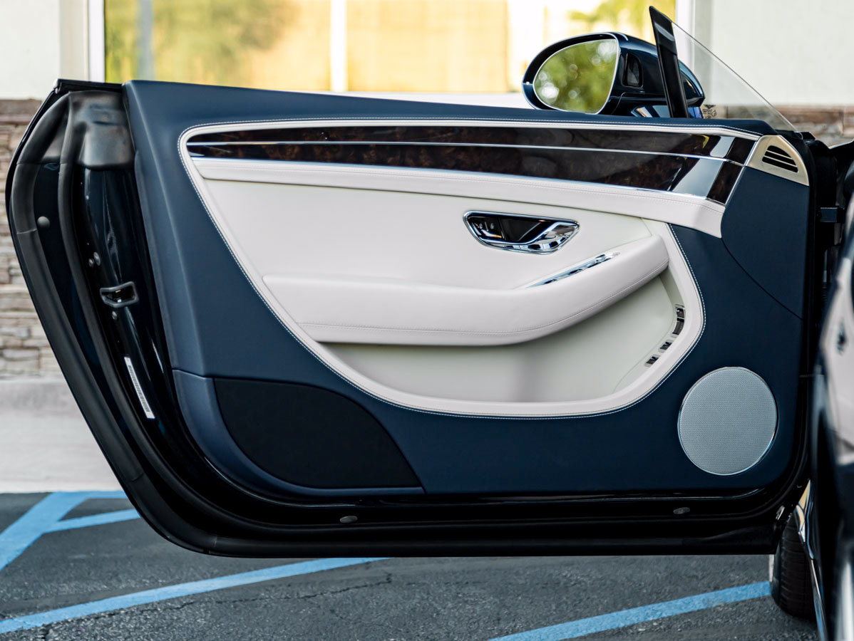 New 2027 Bentley Continental GTC AWD/4WD image 17
