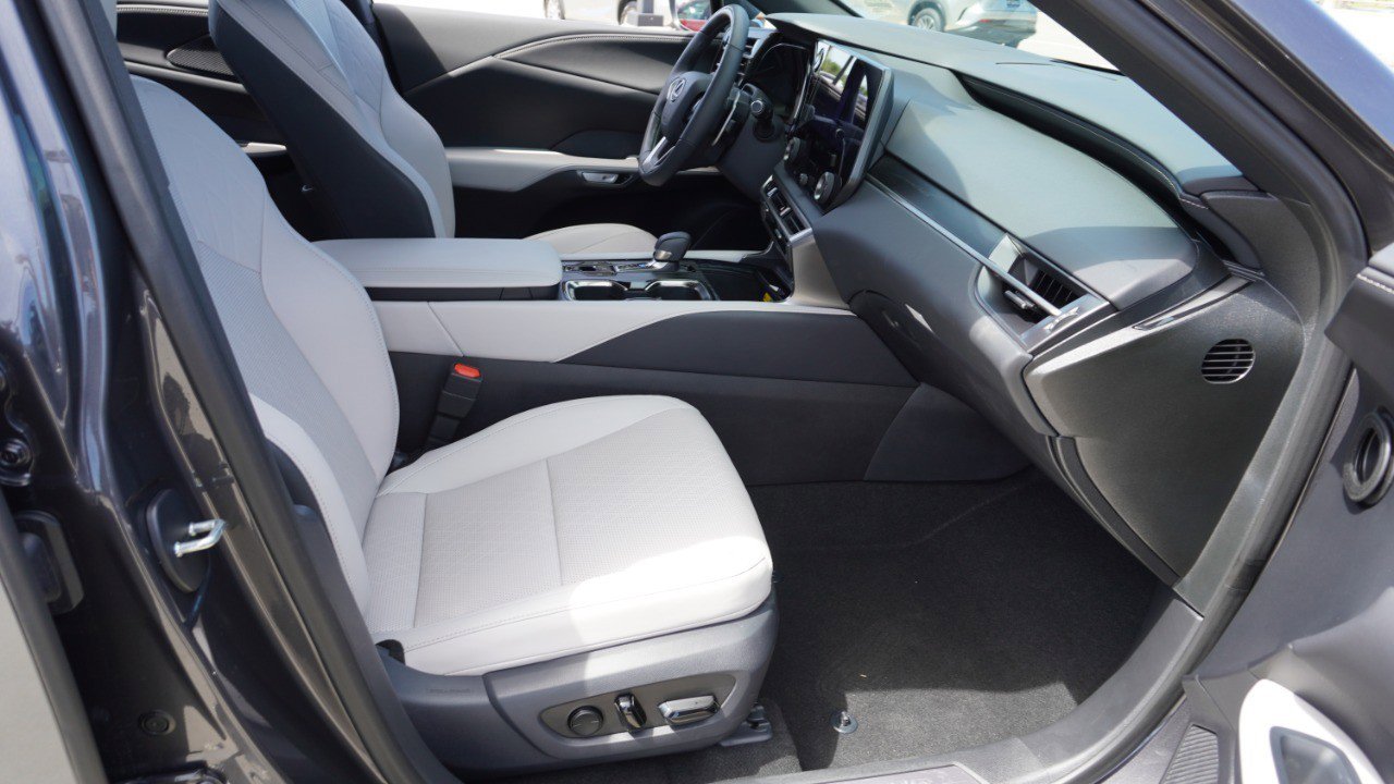 Certified 2025 Lexus RX 350 Premium Plus w/ Convenience Package image 14