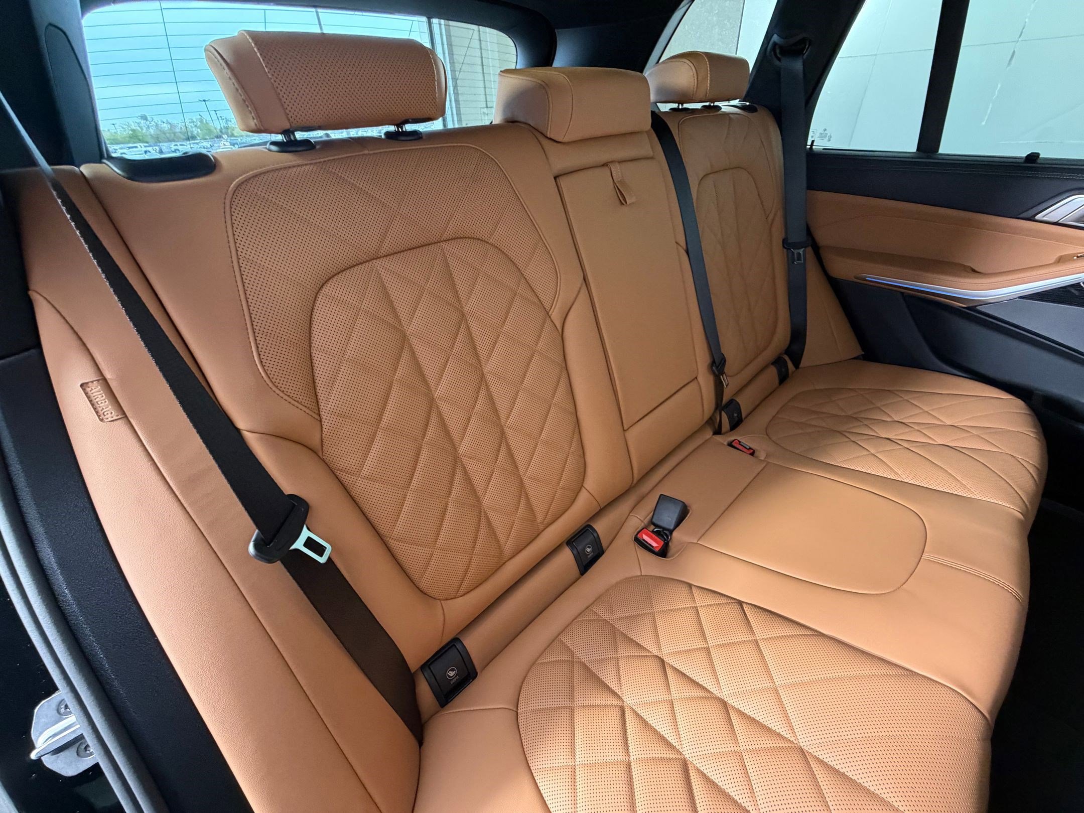 New 2026 BMW X5 xDrive50e w/ Executive Package image 33