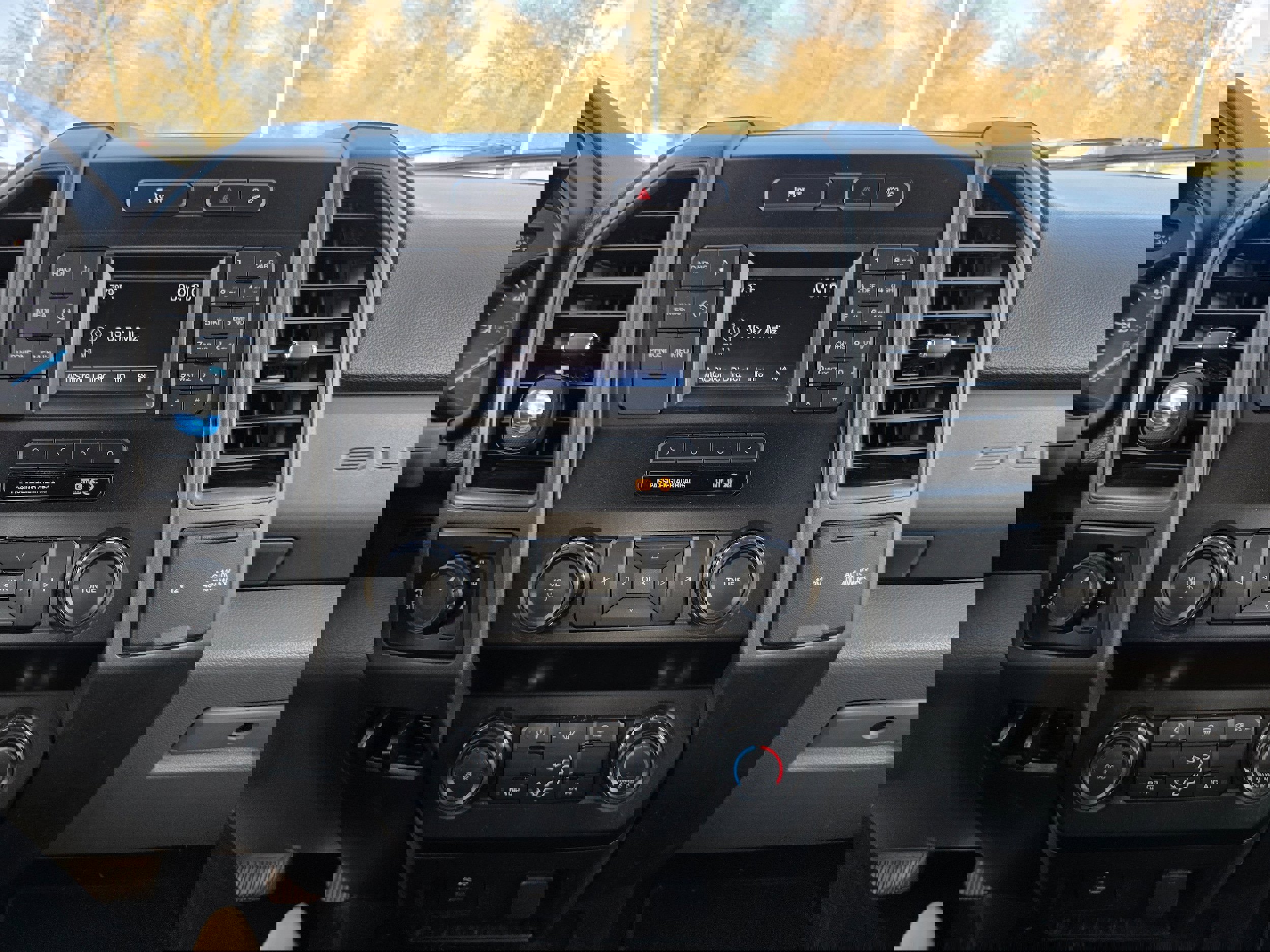 Used 2019 Ford F250 XL w/ STX Appearance Package image 11