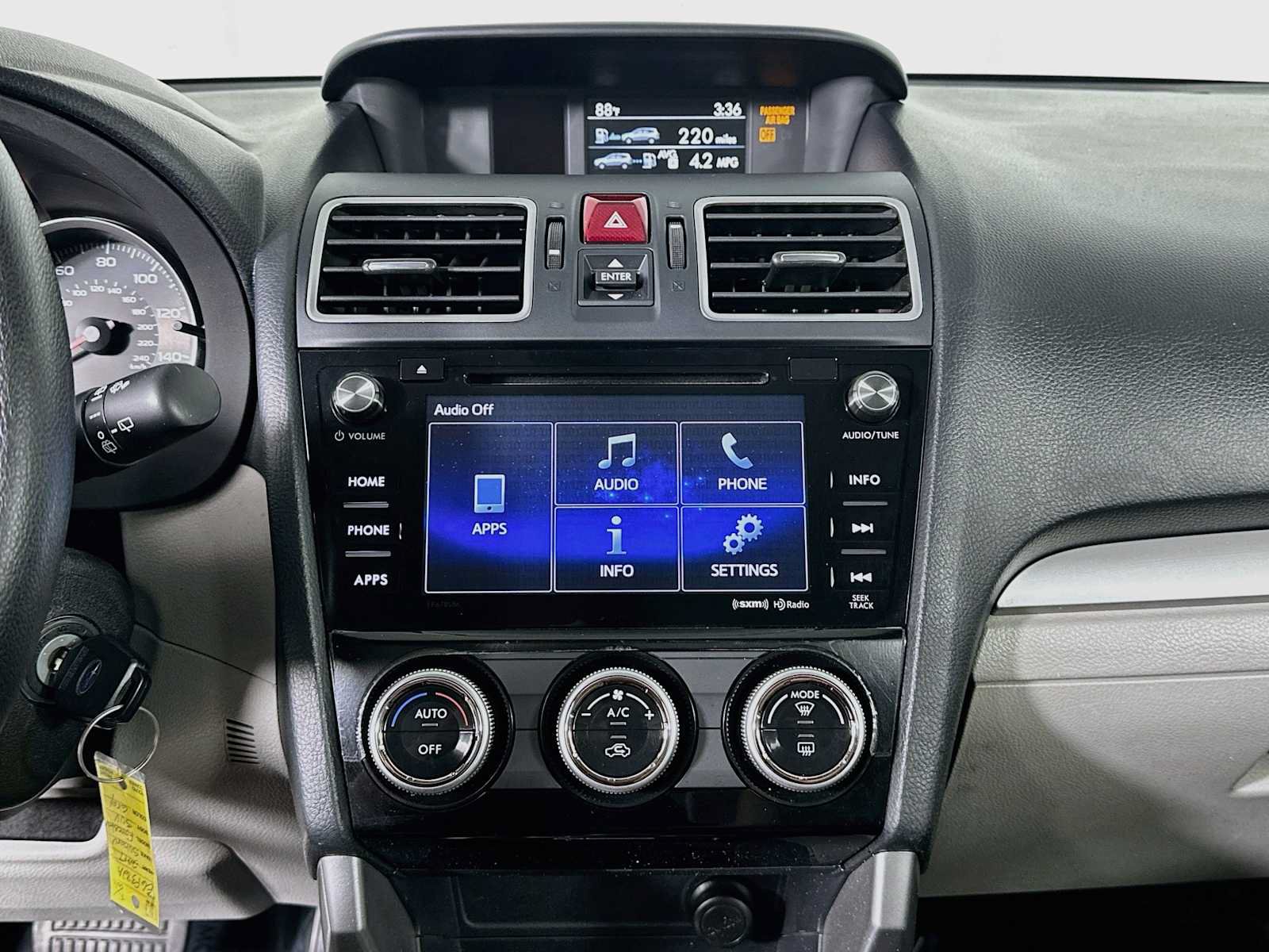 Used 2017 Subaru Forester 2.5i Premium AWD/4WD image 13